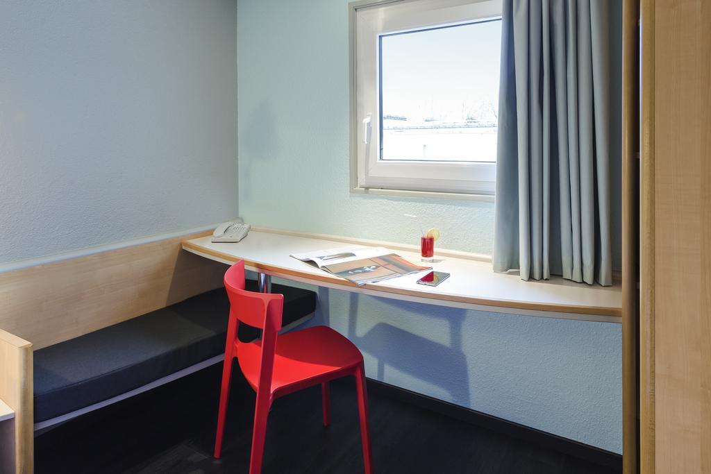 Ibis Dieppe Le Val Druel Kültér fotó